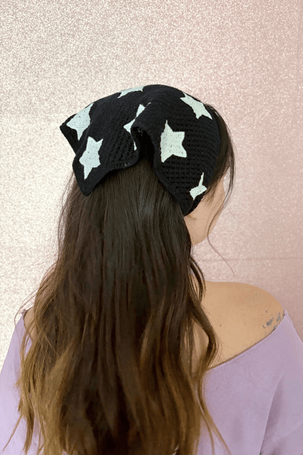 Black and White Star Knit Headscarf